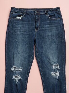 Levi’s Dark Blue‎ Ripped Skinny Jeans